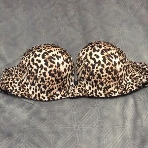 Victoria Secret bombshell strapless bra